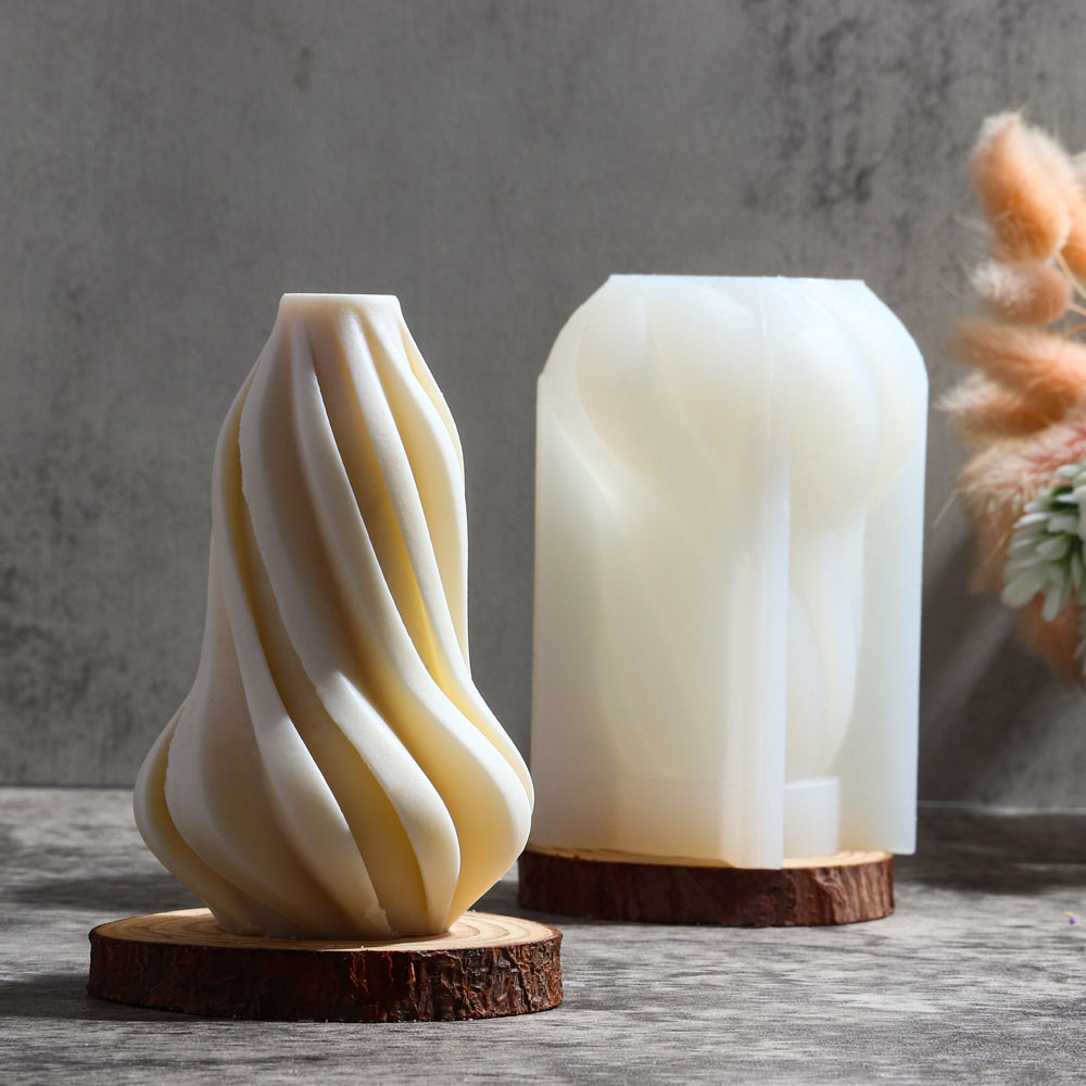 Twisted Flame Striped Candle S - Soap Making Scents 评论和价格