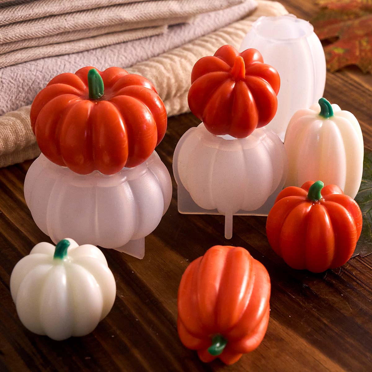 Halloween Pumpkin Silicone Mol - Soap Making Scents 评论和价格